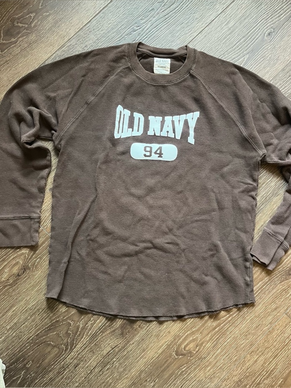 Brown graphic thermal shirt